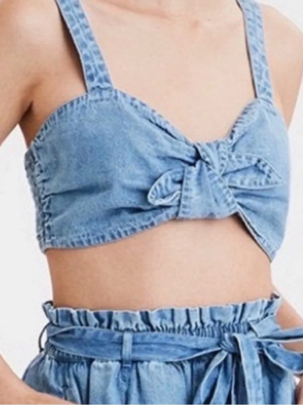 AEO Tie Front Chambray Crop Top